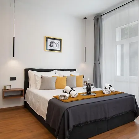 Deluxe And Korzo Apartmán *